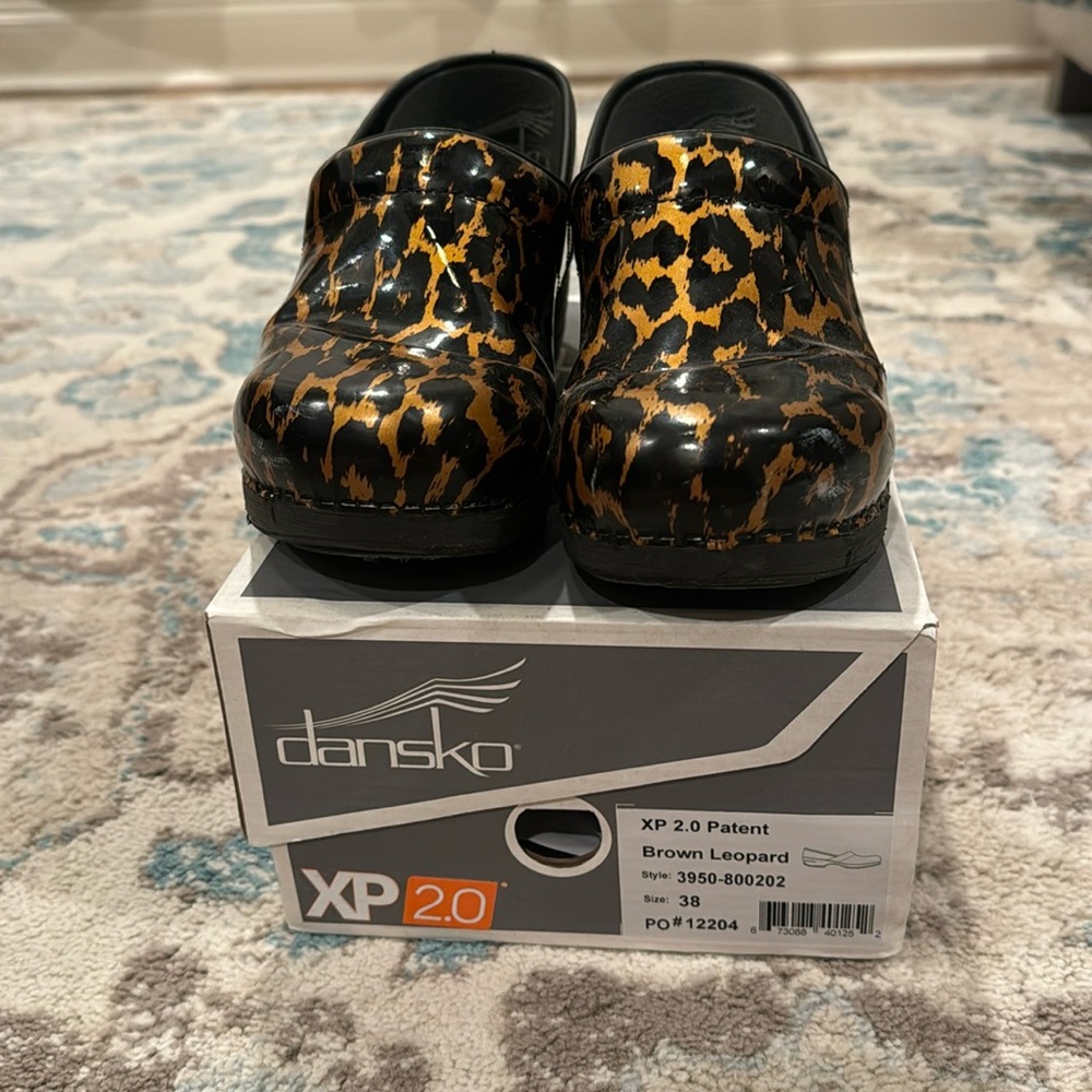 Dansko XP 2.0 Patent Brown Leopard size 38